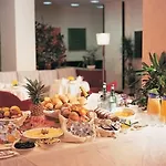 Mokinba Sant'ambroeus 3*