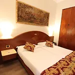 Hotel Mokinba King