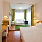 Hotel Nasco 4*