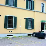 Отель Bogart 2*