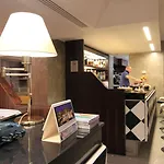 Hotell Metro 3*