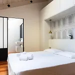 아파트 Youhosty - Luxury Town House