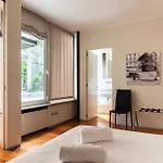 Youhosty - Luxury Town House 밀라노