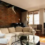 아파트 Youhosty - Luxury Town House *