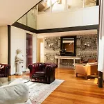Youhosty - Luxury Town House 아파트