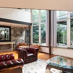 Youhosty - Luxury Town House 아파트 밀라노