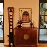 Townhouse 33 Boutique Hotel