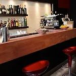 Ξενοδοχείο Five 3*