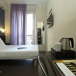 Ξενοδοχείο Five