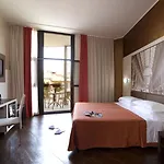 Navigli Hotel
