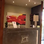 Zara 3* Milan