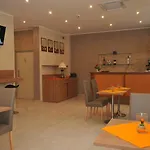 فندق Montecarlo