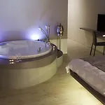 Seven Отель 2*