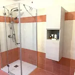 Apartment Live House-attico, Ampio E Luminoso Monolocale