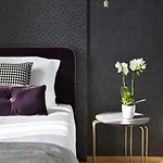 كونتي غيست آوز 4* ميلان