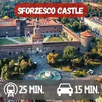 10' Navigli, Penthouse With Panoramic View アパート ミラノ