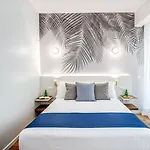 Victor Boutique מלון 3*