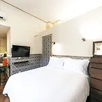 Riviere Private Scala ゲストハウス 3*