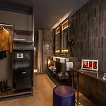 Hd8 4* Milan