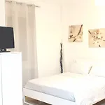 Apartment Philips Centro Citta Corso Italia Milan