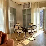 Ca Bela - Moscova Apartament *