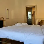 Prestigious 3 Bedrooms, 8 Guest, Centre Porta Romana Milano