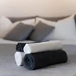 Apartment Artstay - Duomo, Spiga, Near Metro M1 Milan