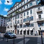 Artstay - Duomo, Spiga, Near Metro M1 Apartment *