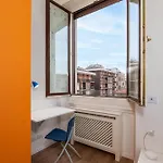 Smart Living Bocconi - Your From アパート ミラノ