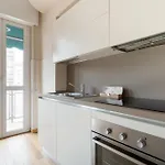 Apartment Guesthost - Bright Gambara
