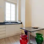 Appartement Duomo - San Babila - Elegante Trilocale Con Balcone Milaan