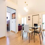 I-host - Ticinese 107 * מילאנו