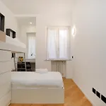 Spacious And Cozy Flat With Two Bthroom Apartment Mailand
