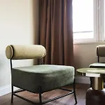 Corso Italia 4*