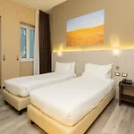 Garibaldi Palace Hotell 3*