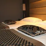 Mozart 4* Milano