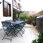 Rutilia22 Bed & Breakfast *