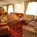 Starhotels Business Palace