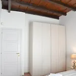 Apartament Mila Magenta Mediolan