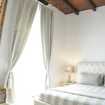 Apartament Mila Magenta *