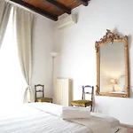 Apartament Mila Magenta *