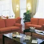Lloyd Ξενοδοχείο 4*