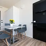 Hotel apartamentowy Isola