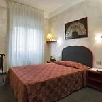 伽玛酒店 3*