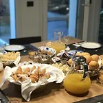 كونتي غيست آوز ميلان