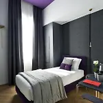كونتي غيست آوز 4* ميلان