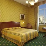 Hotel Grand Plaza 4*