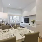 Royal Suites *