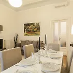 Royal Suites Hotel *