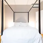 Residenza Cornaggia 公寓